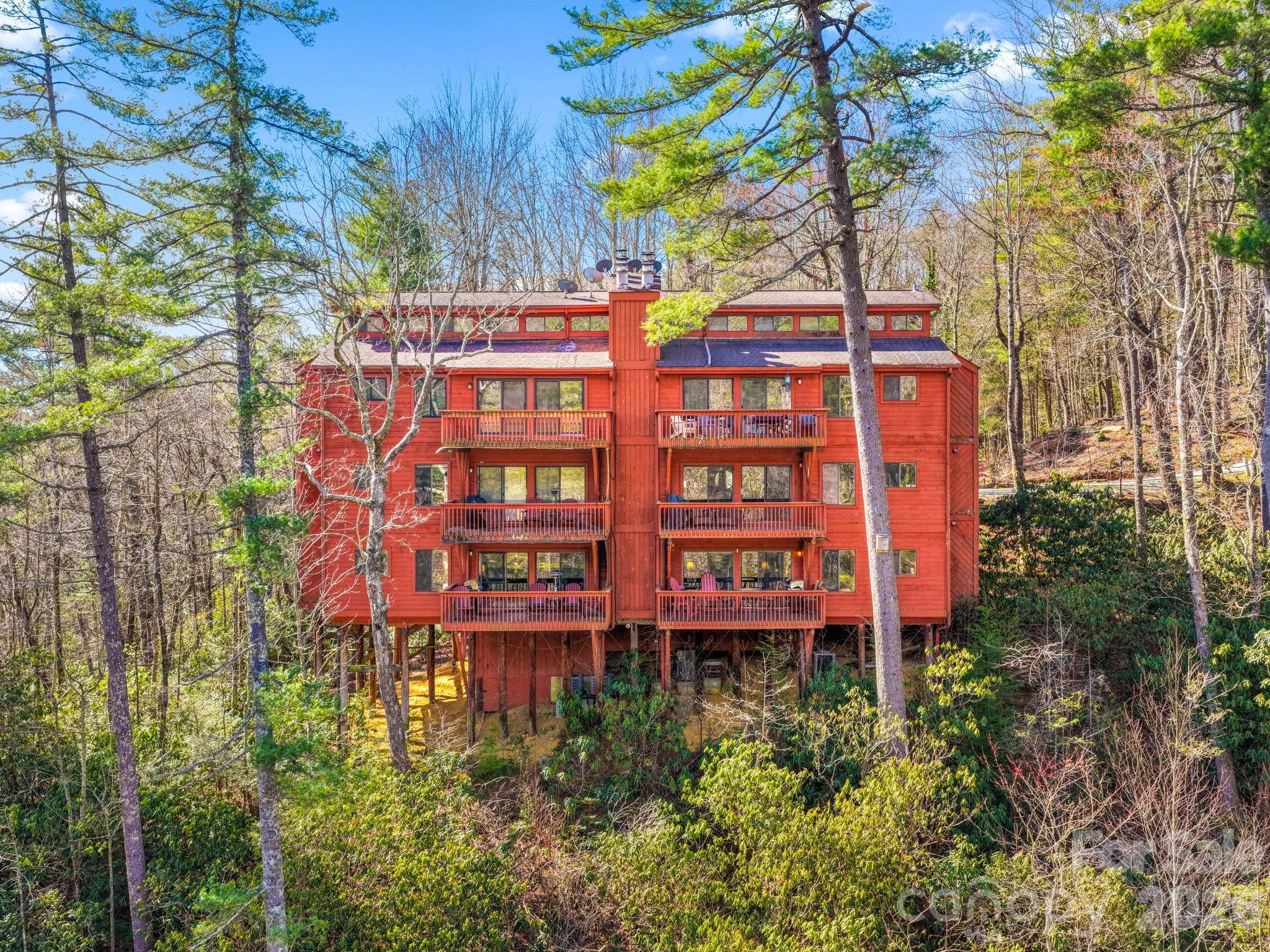 221 Toxaway Falls Drive Lake Toxaway NC 28747