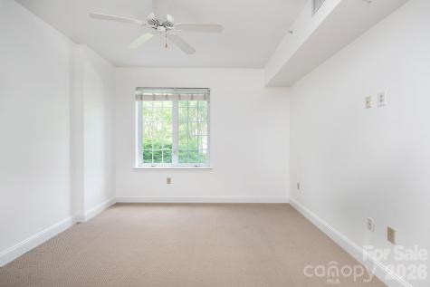 300 W 5th Street W Charlotte NC 28202