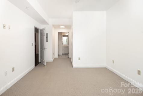 300 W 5th Street W Charlotte NC 28202