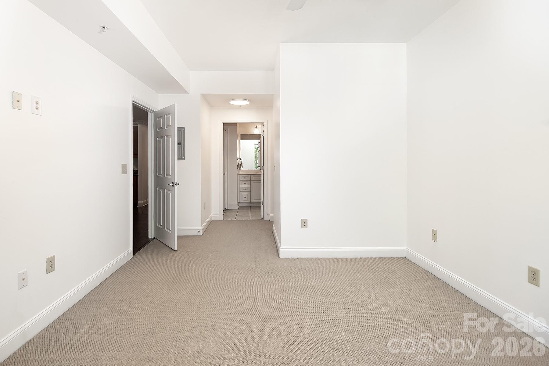 300 W 5th Street W Charlotte NC 28202