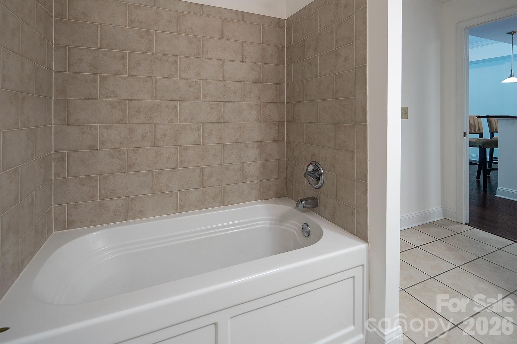 300 W 5th Street W Charlotte NC 28202