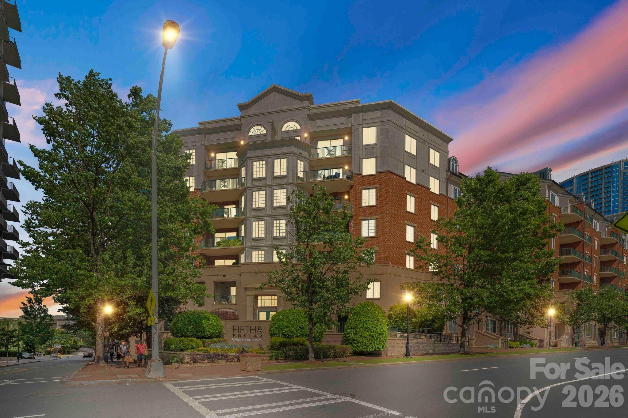 300 W 5th Street W Charlotte NC 28202