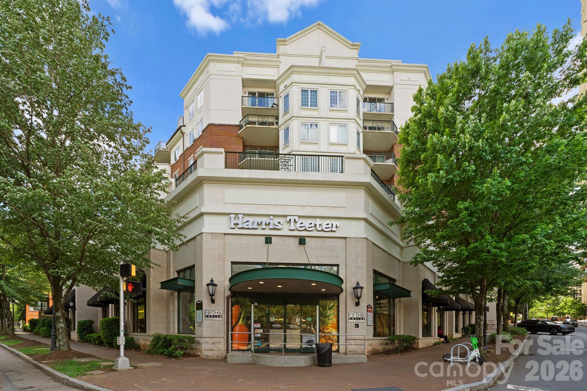 300 W 5th Street W Charlotte NC 28202