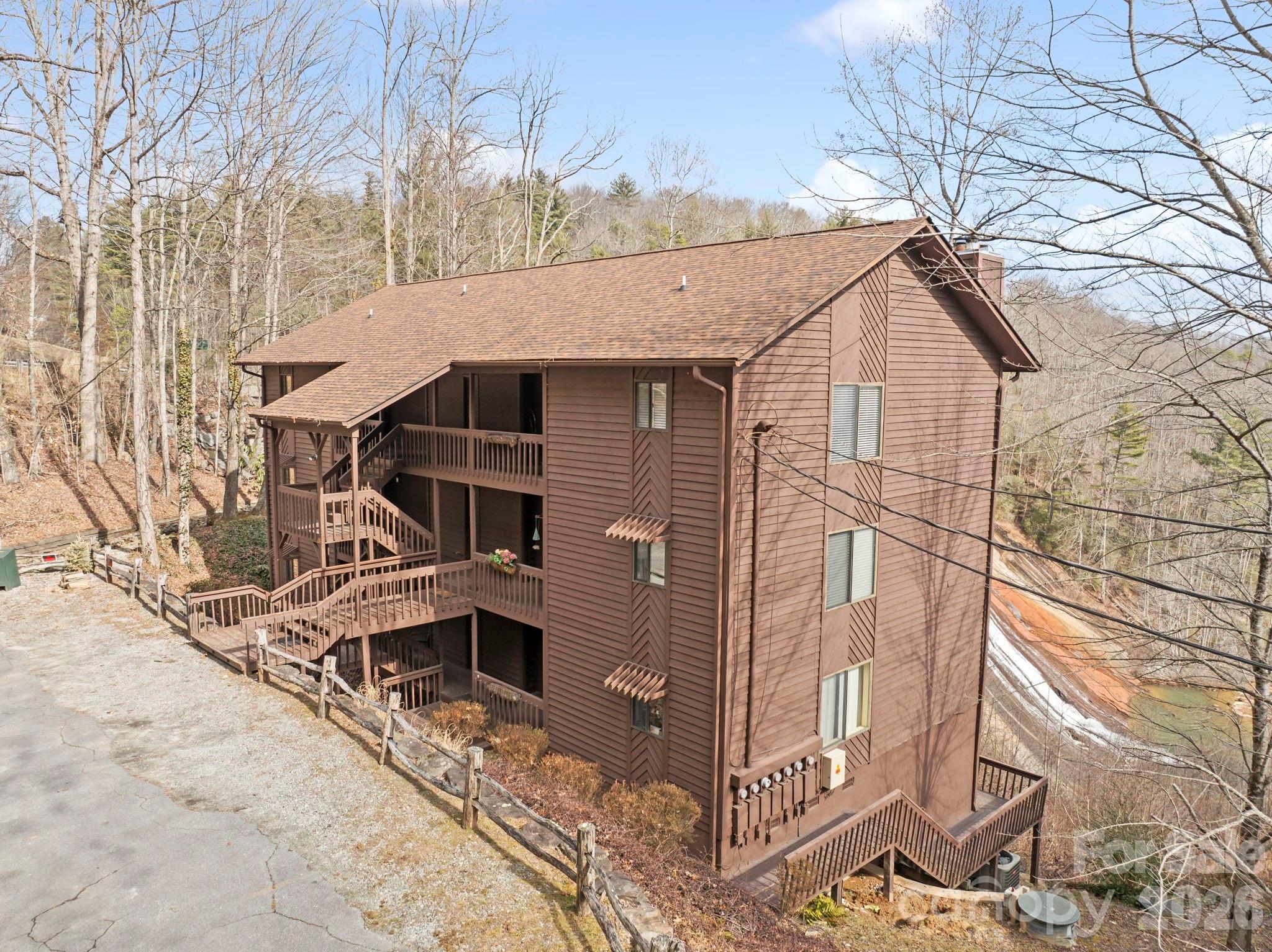 78 Upper Tanglewood Road Lake Toxaway NC 28747