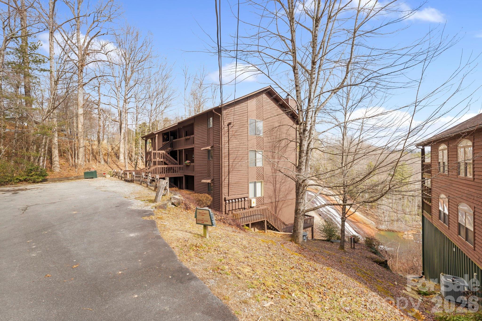 78 Upper Tanglewood Road Lake Toxaway NC 28747