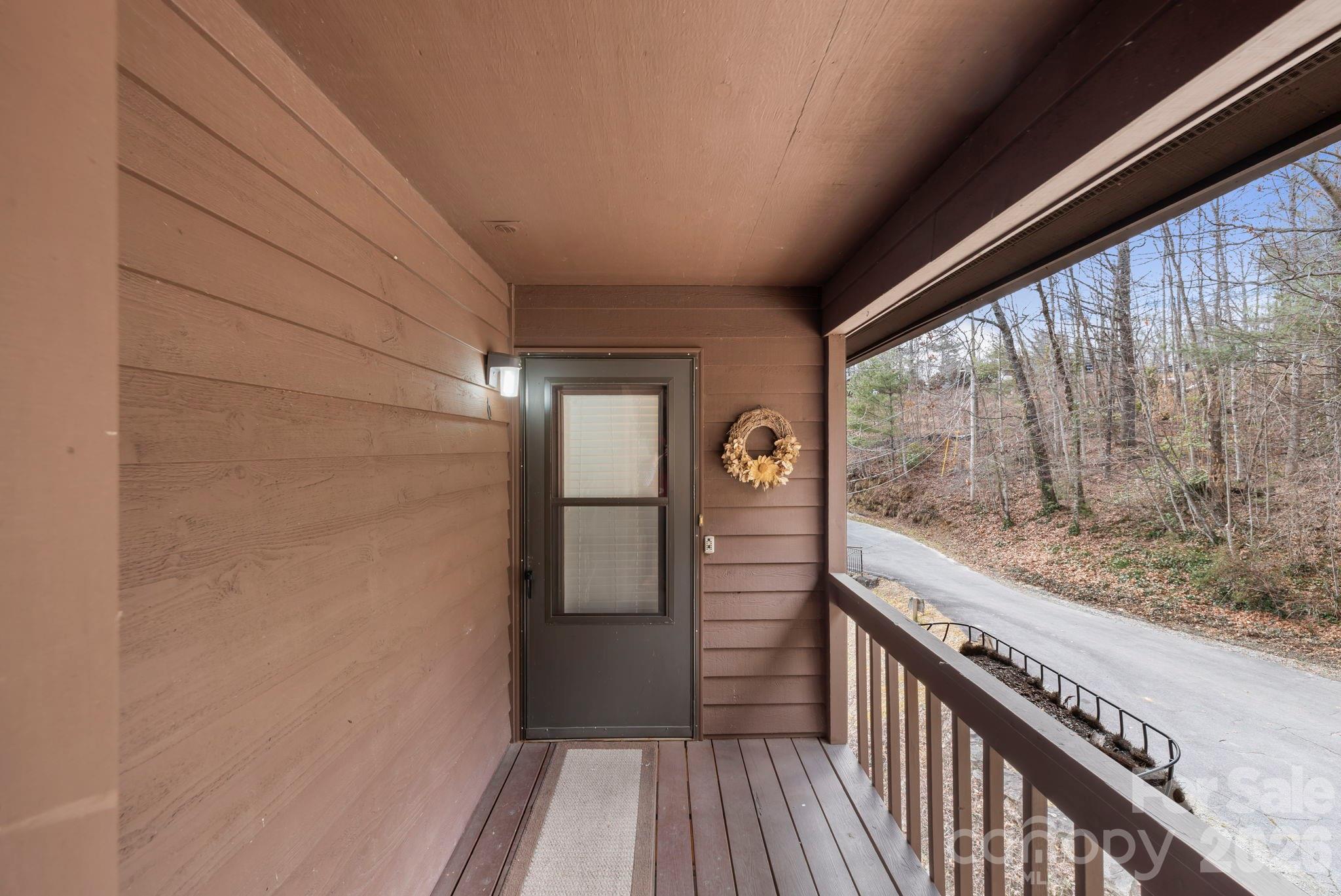 78 Upper Tanglewood Road Lake Toxaway NC 28747
