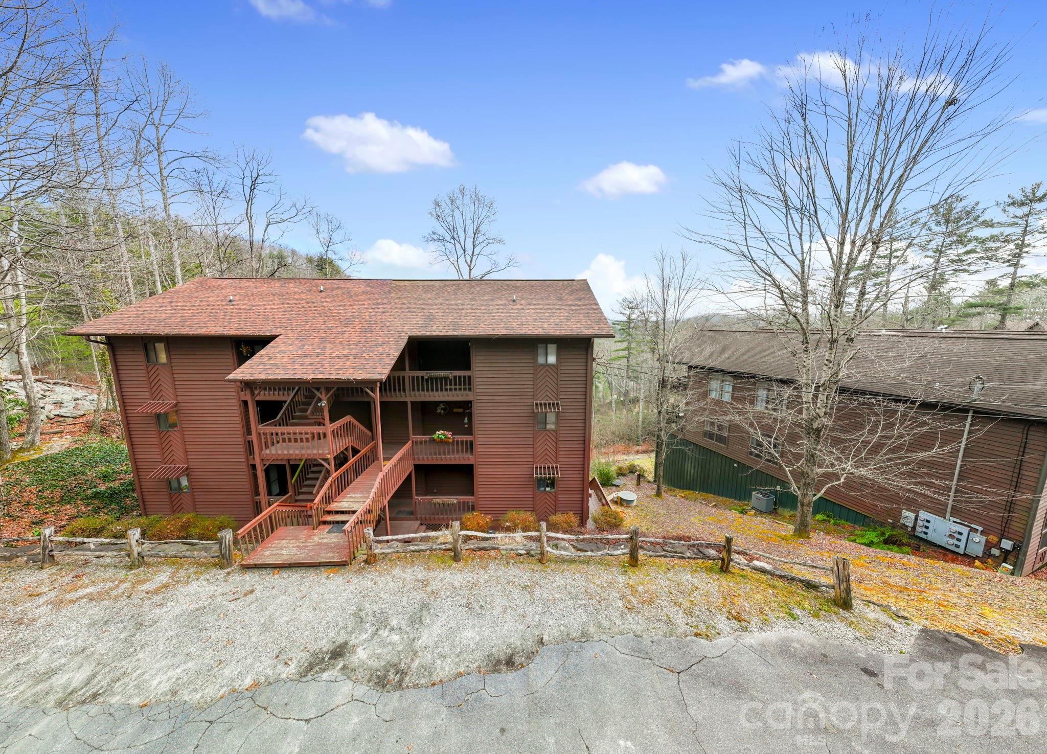 78 Upper Tanglewood Road Lake Toxaway NC 28747