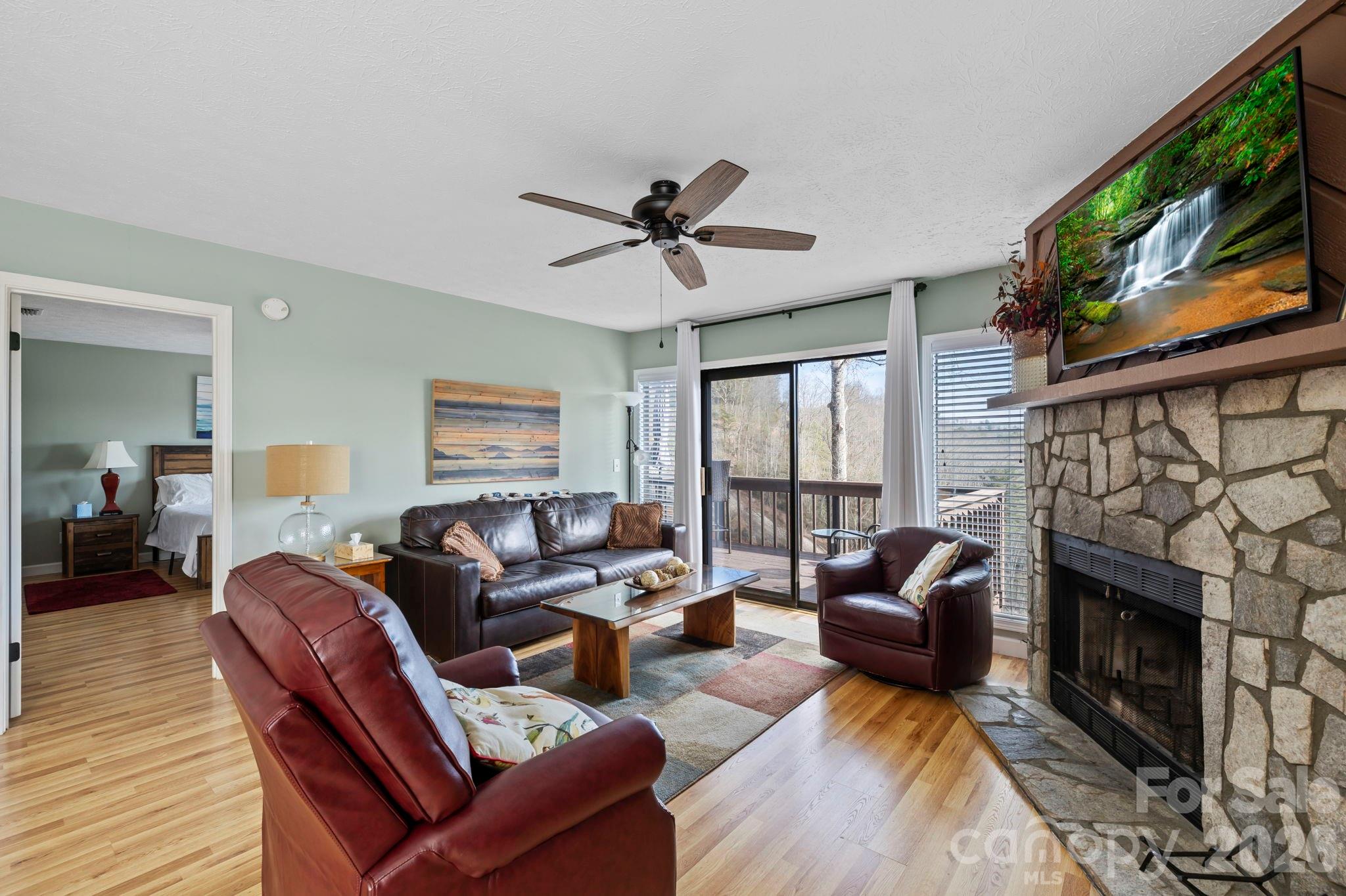 78 Upper Tanglewood Road Lake Toxaway NC 28747