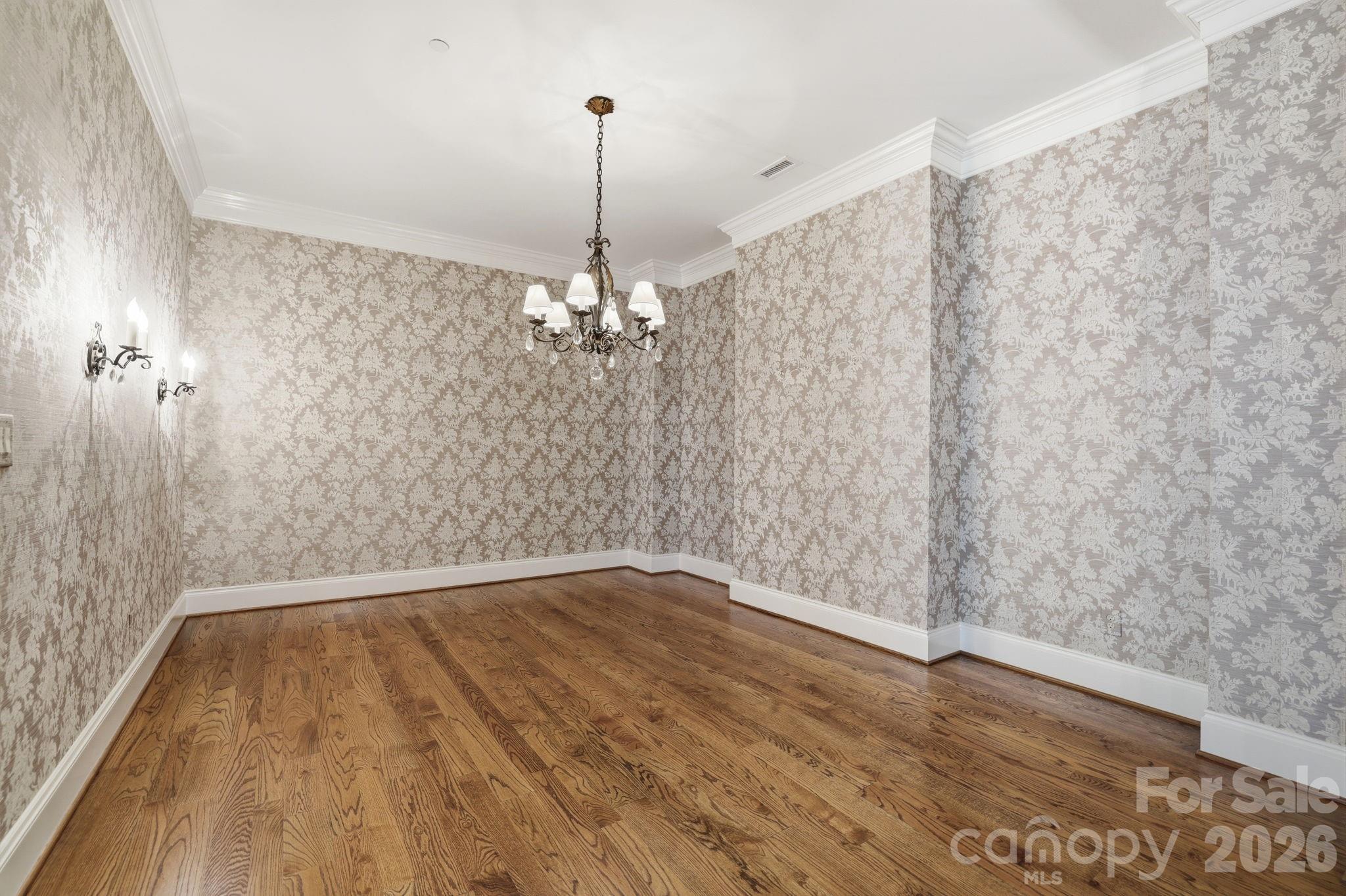 168 Cherokee Road Charlotte NC 28207