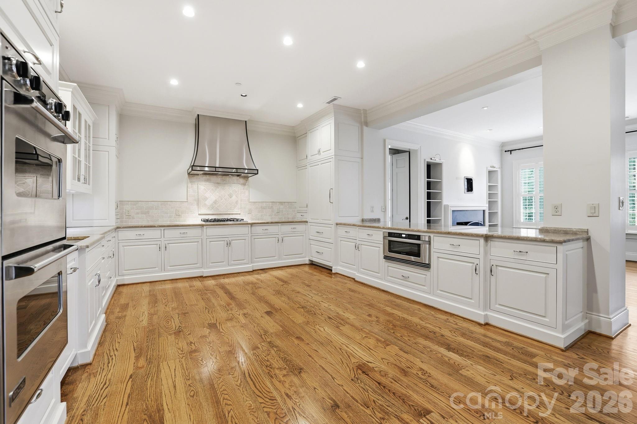 168 Cherokee Road Charlotte NC 28207