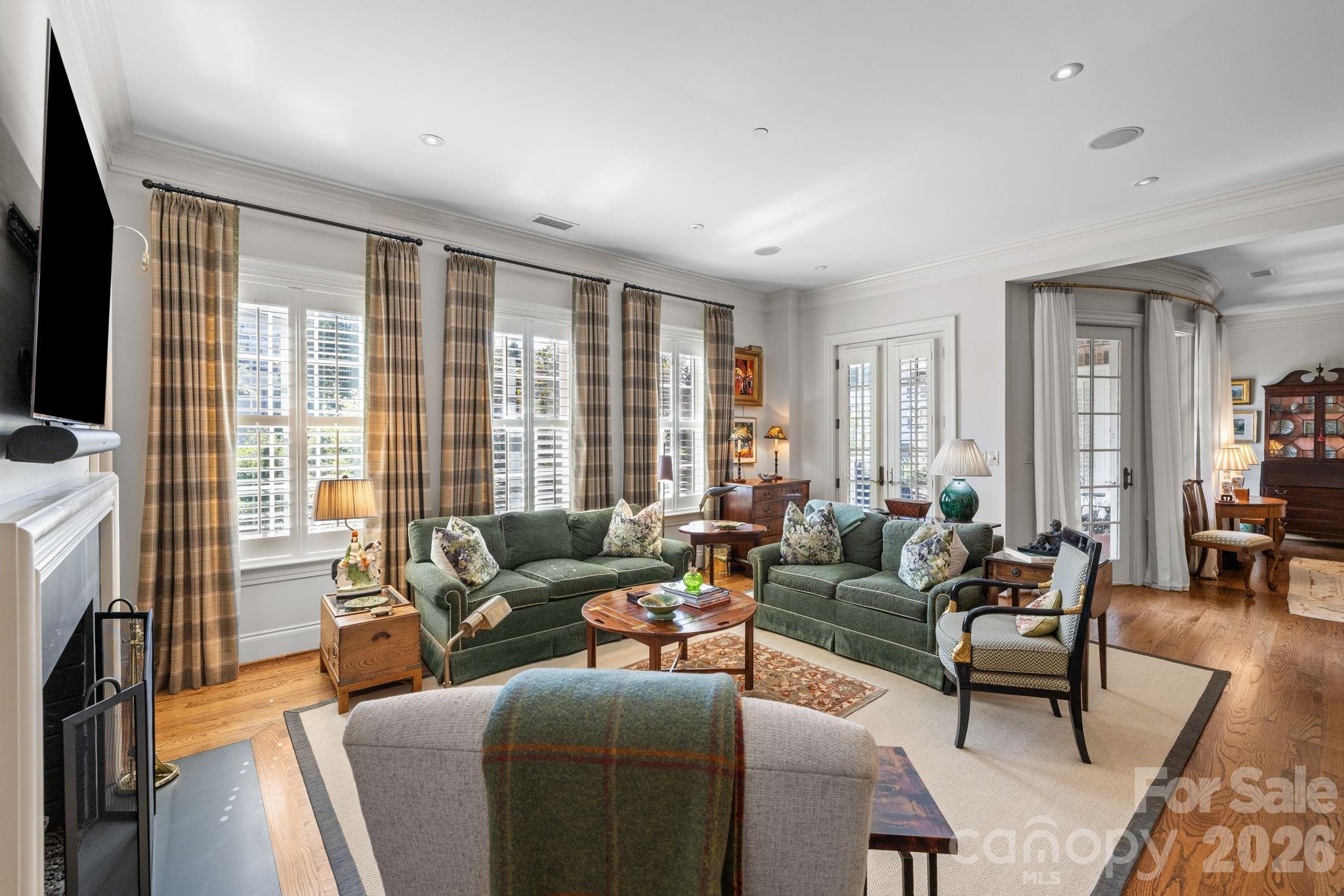 168 Cherokee Road Charlotte NC 28207