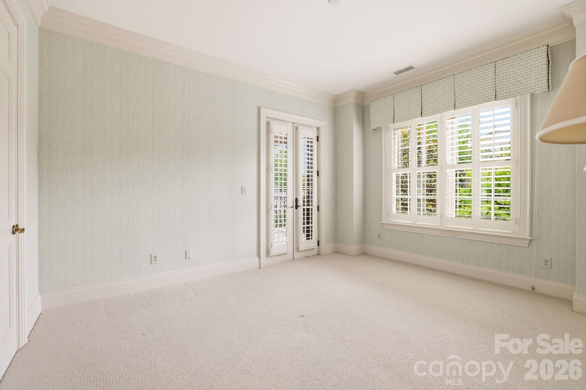 168 Cherokee Road Charlotte NC 28207