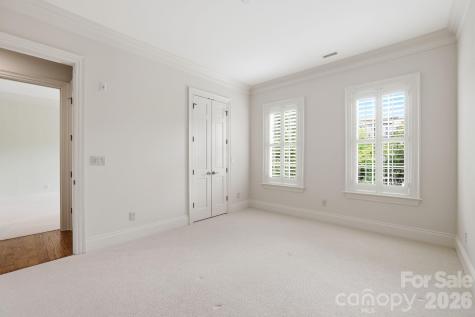 168 Cherokee Road Charlotte NC 28207