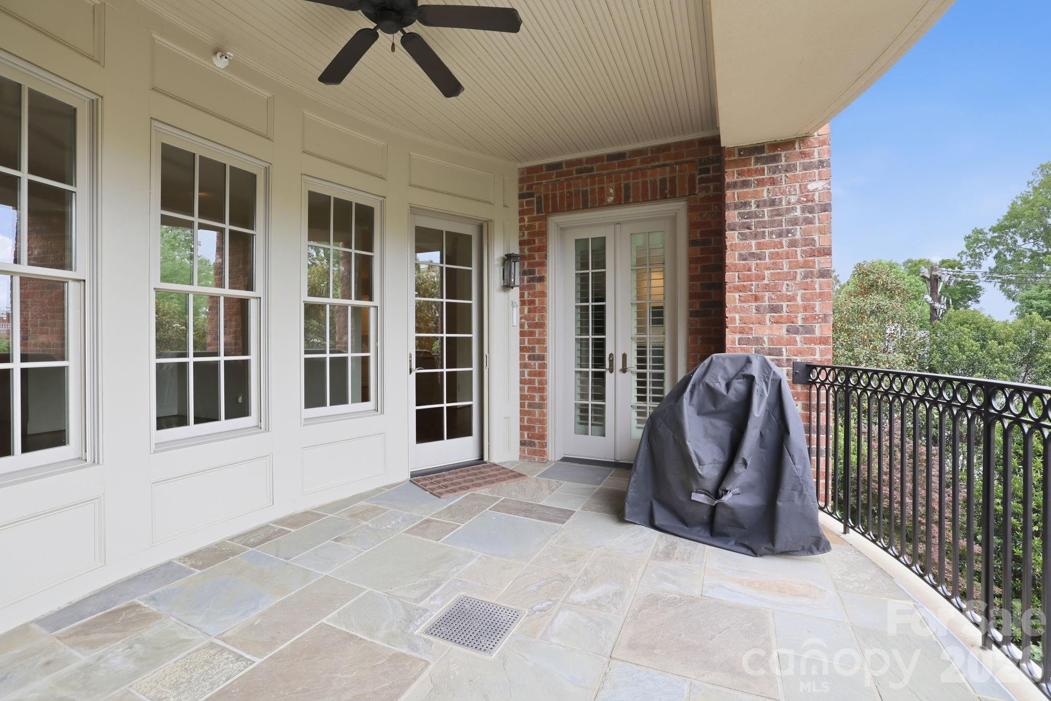 168 Cherokee Road Charlotte NC 28207