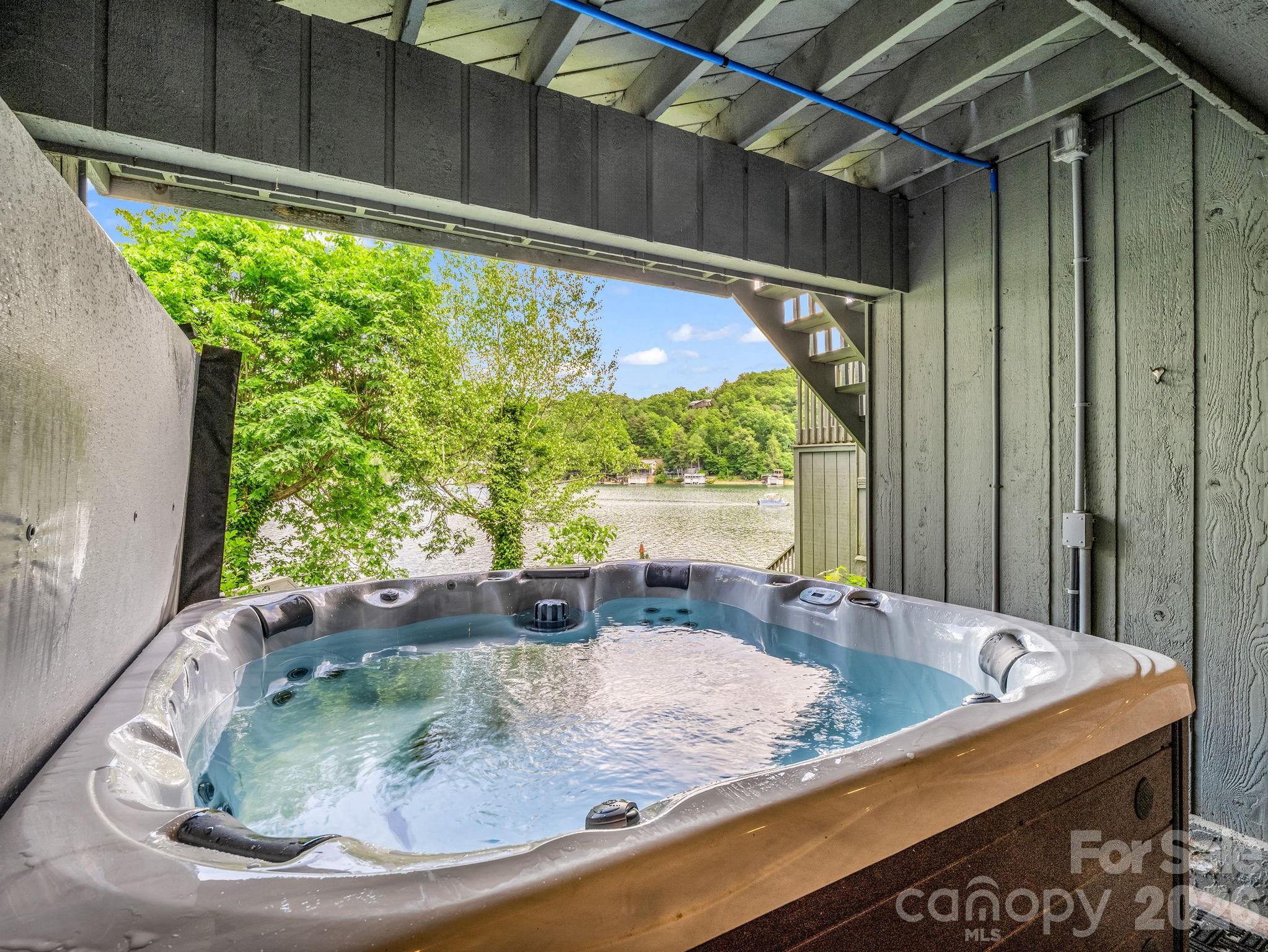176 Quail Cove Road Lake Lure NC 28746