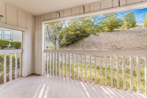 1801 Abbey Circle Asheville NC 28805