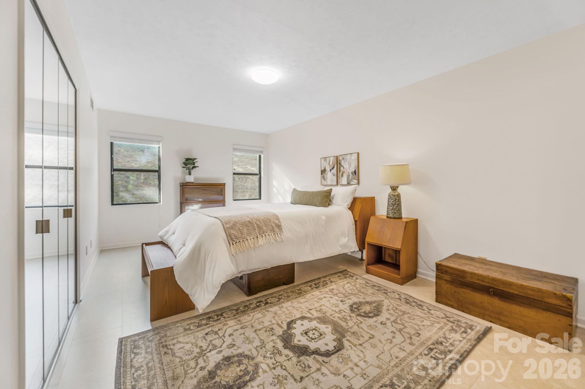 1801 Abbey Circle Asheville NC 28805