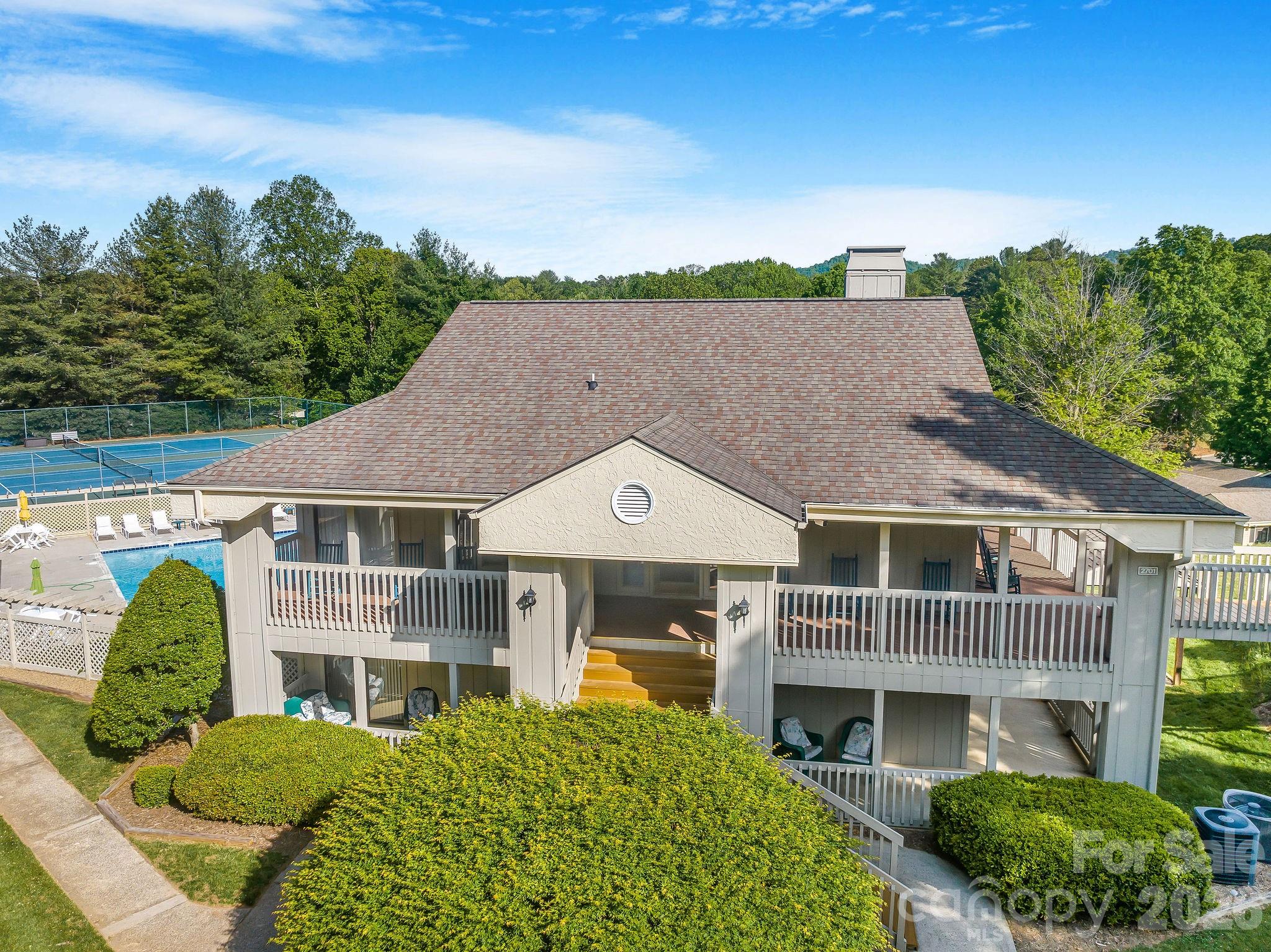 1801 Abbey Circle Asheville NC 28805