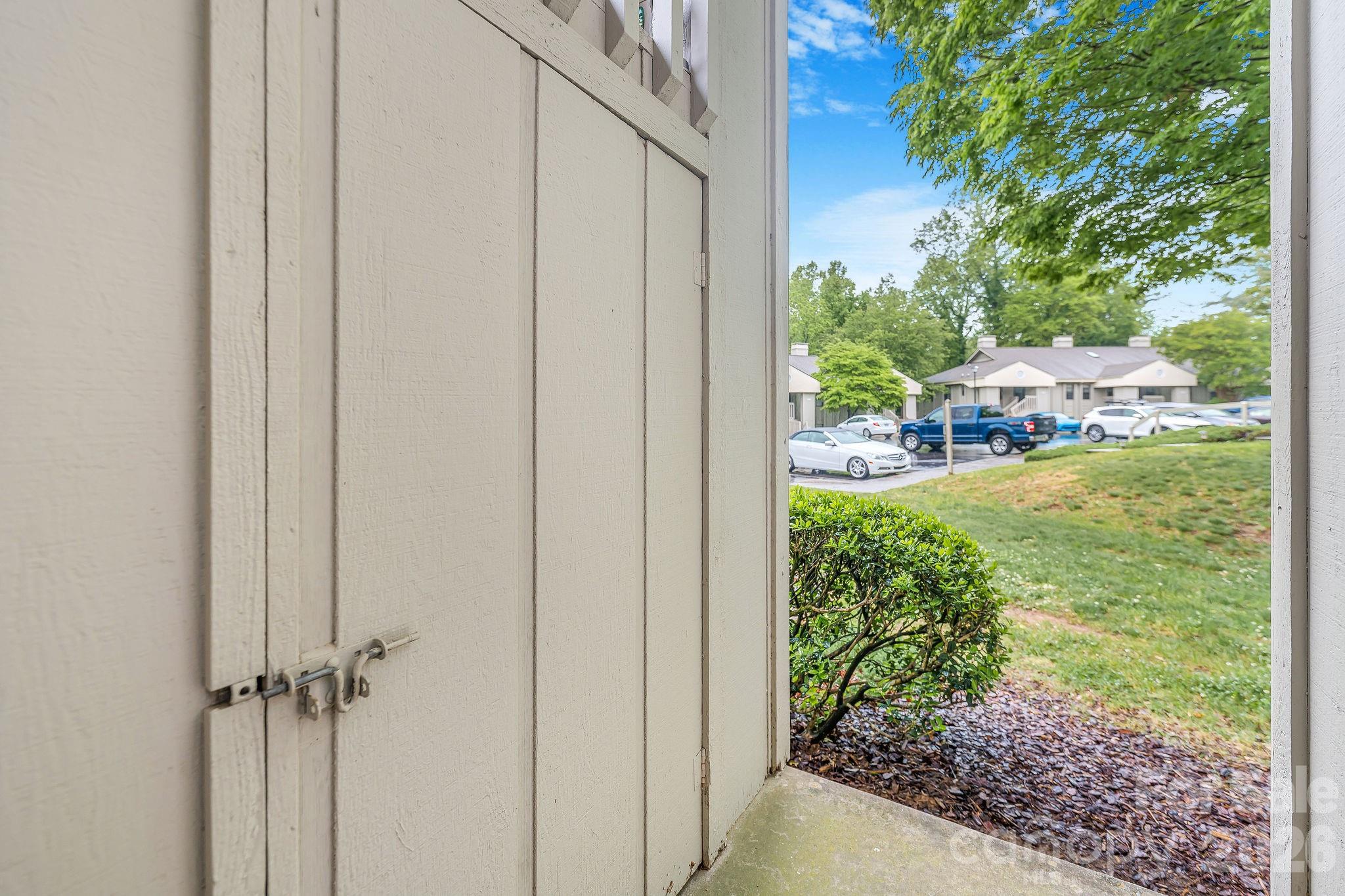 1801 Abbey Circle Asheville NC 28805