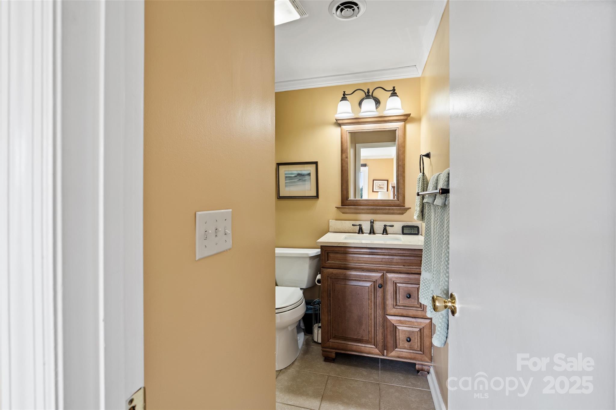 2714 W Beach Drive Oak Island NC 28465