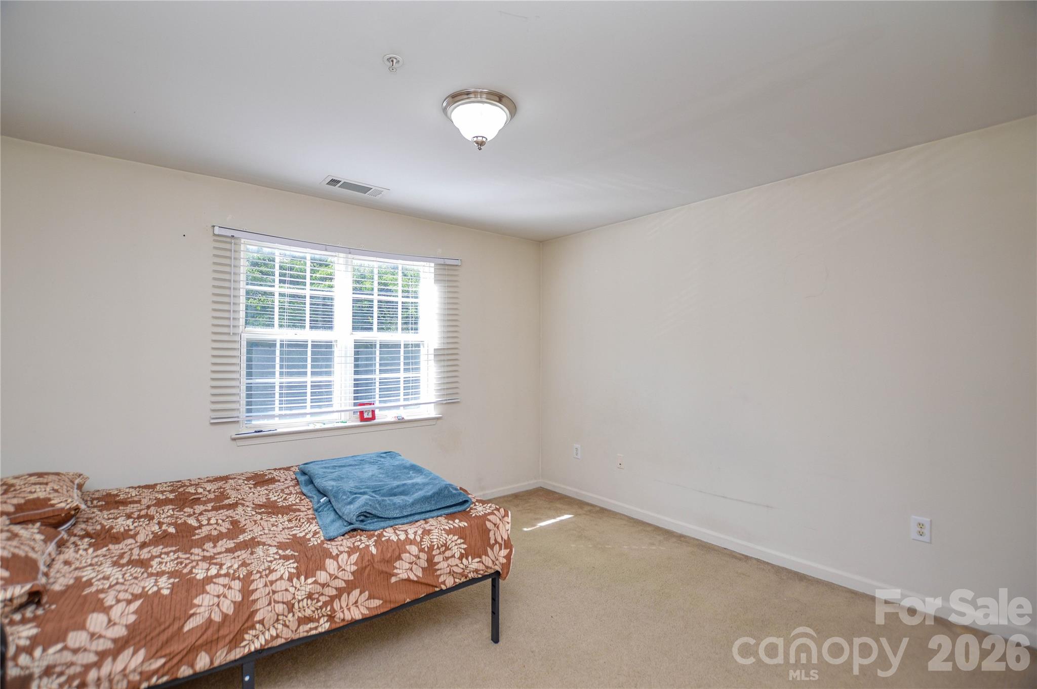 9810 Campus Walk Lane Charlotte NC 28262