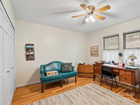 3901 Trinity Court Asheville NC 28805