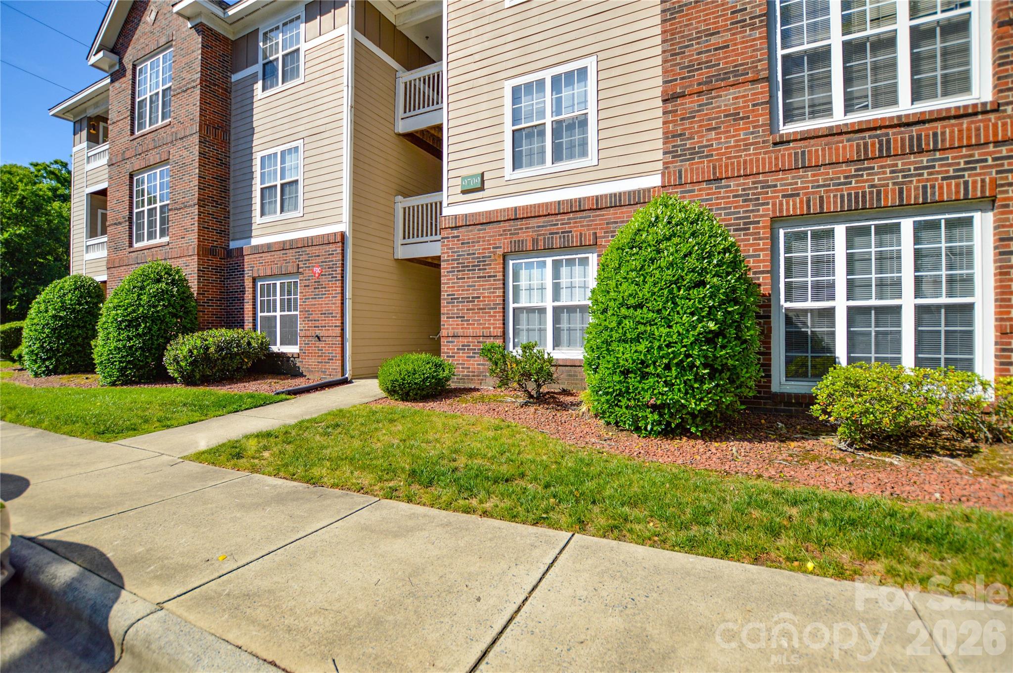 9709 Campus Walk Lane Charlotte NC 28262