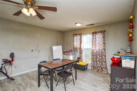 9709 Campus Walk Lane Charlotte NC 28262
