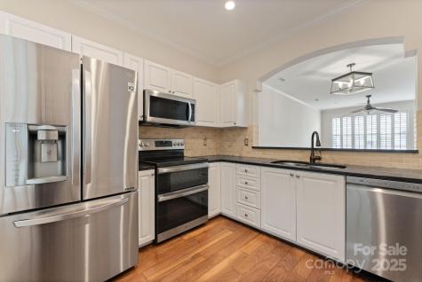 214 S Cedar Street Charlotte NC 28202