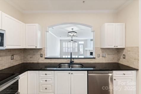 214 S Cedar Street Charlotte NC 28202