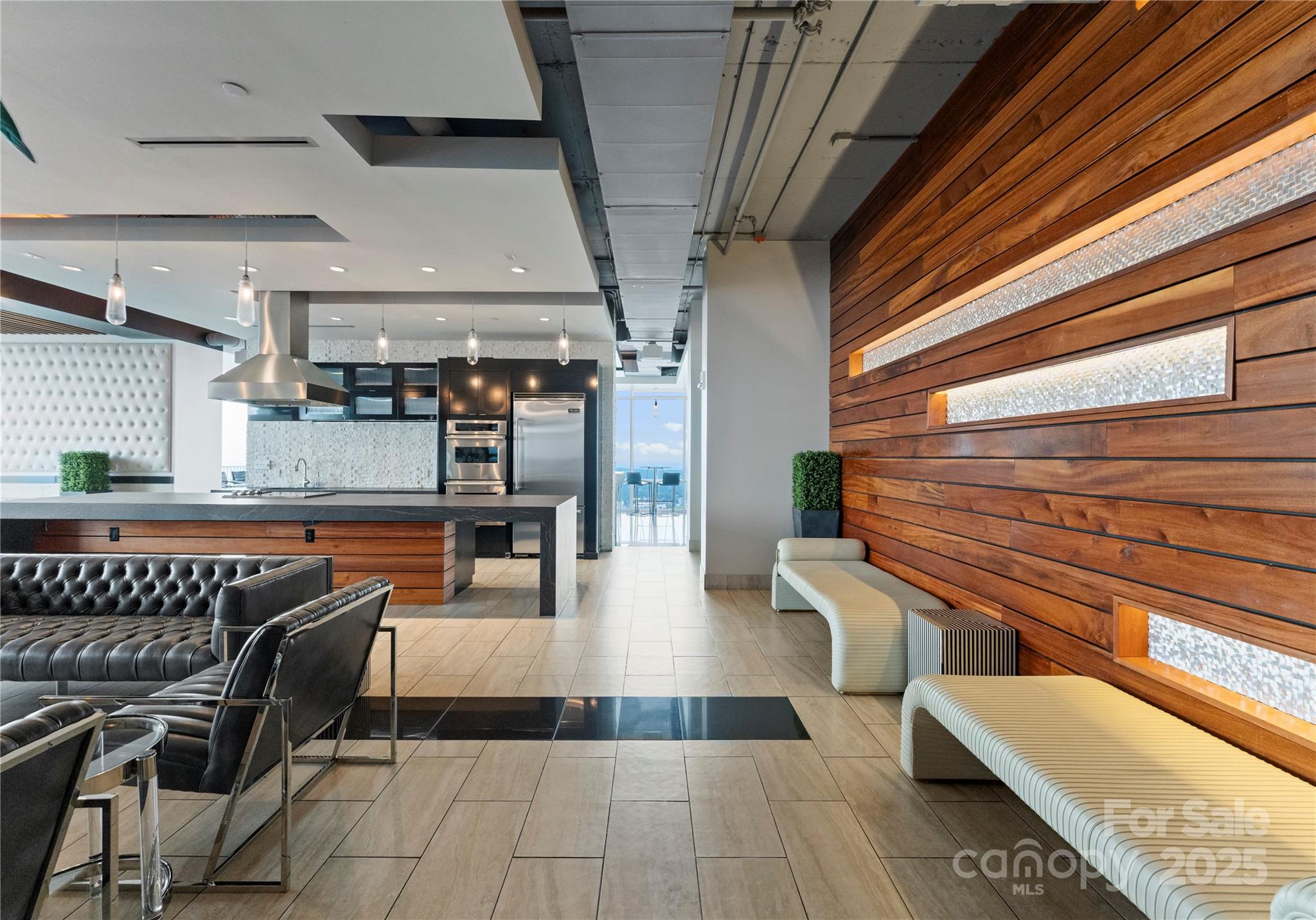 215 N Pine Street Charlotte NC 28202