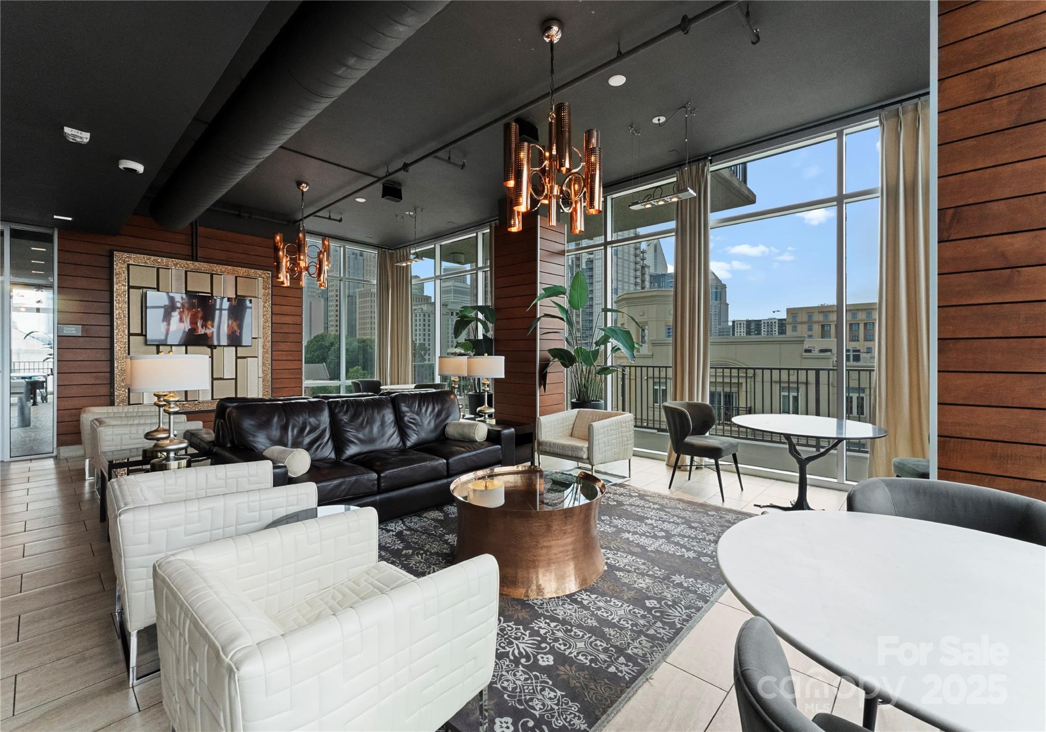 215 N Pine Street Charlotte NC 28202