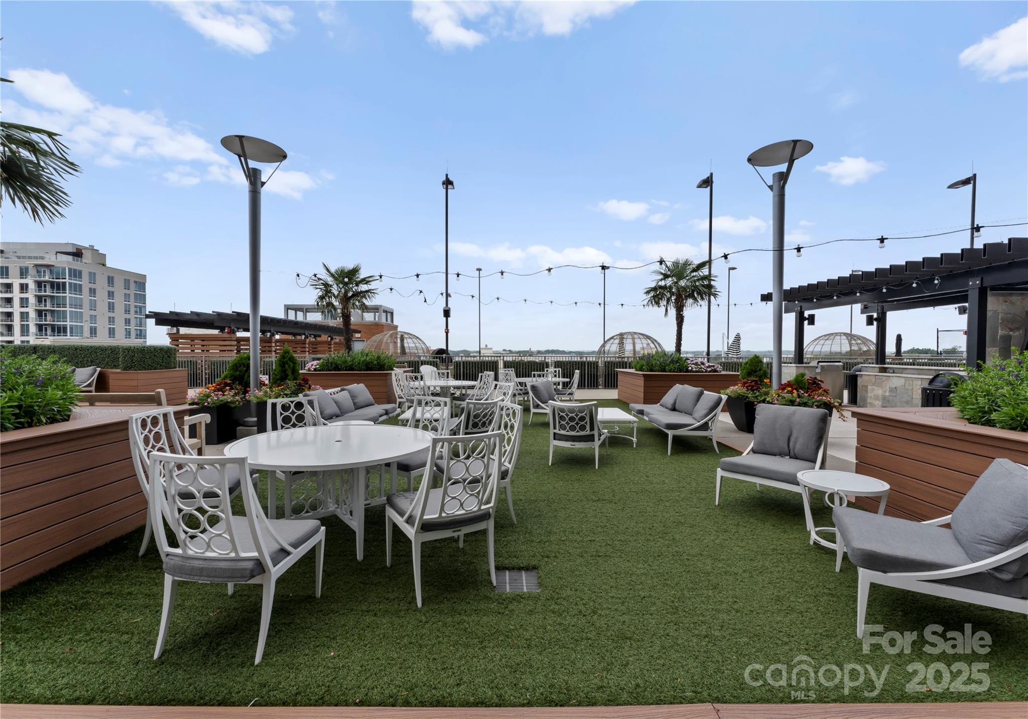 215 N Pine Street Charlotte NC 28202