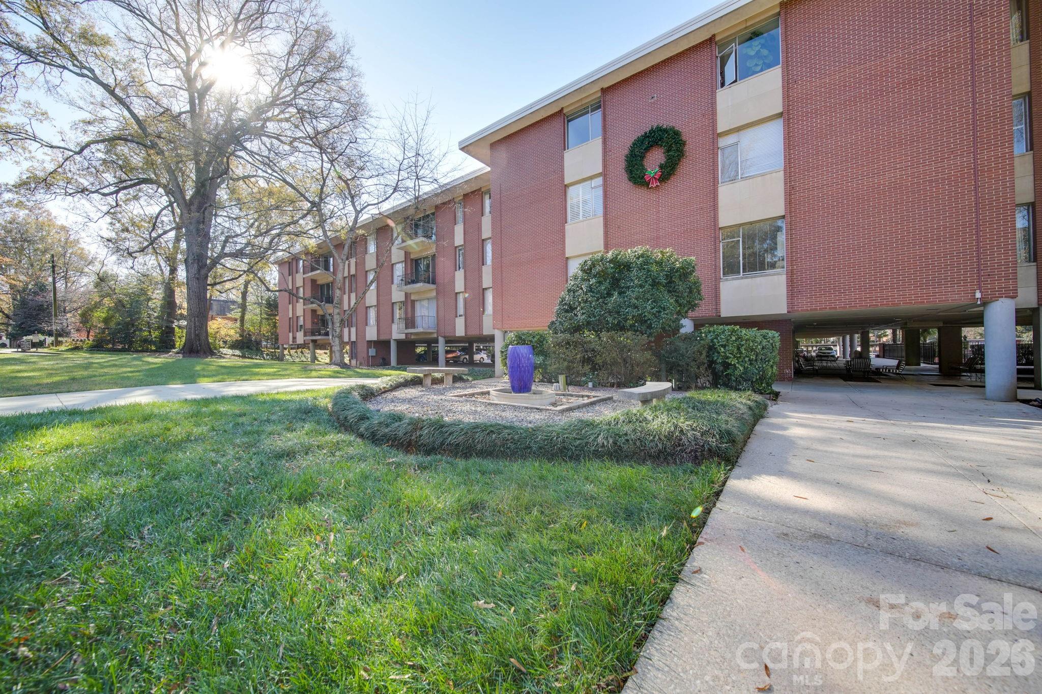 1300 Queens Road Charlotte NC 28207