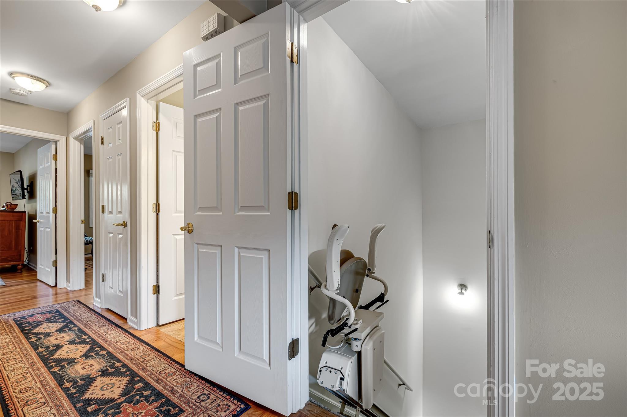77 Chestnut Street Tryon NC 28782