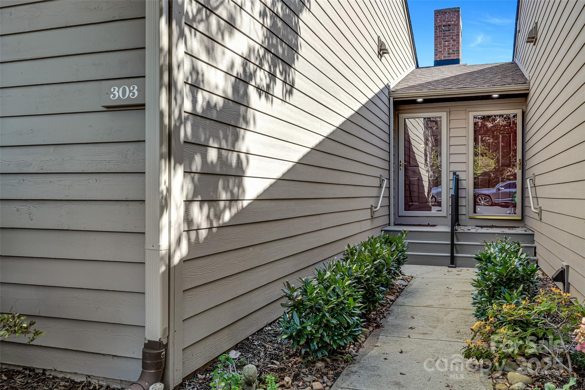 77 Chestnut Street Tryon NC 28782