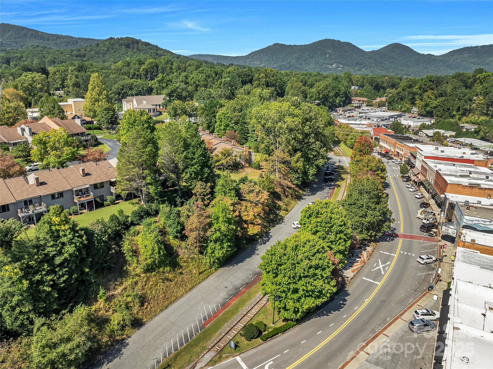 77 Chestnut Street Tryon NC 28782