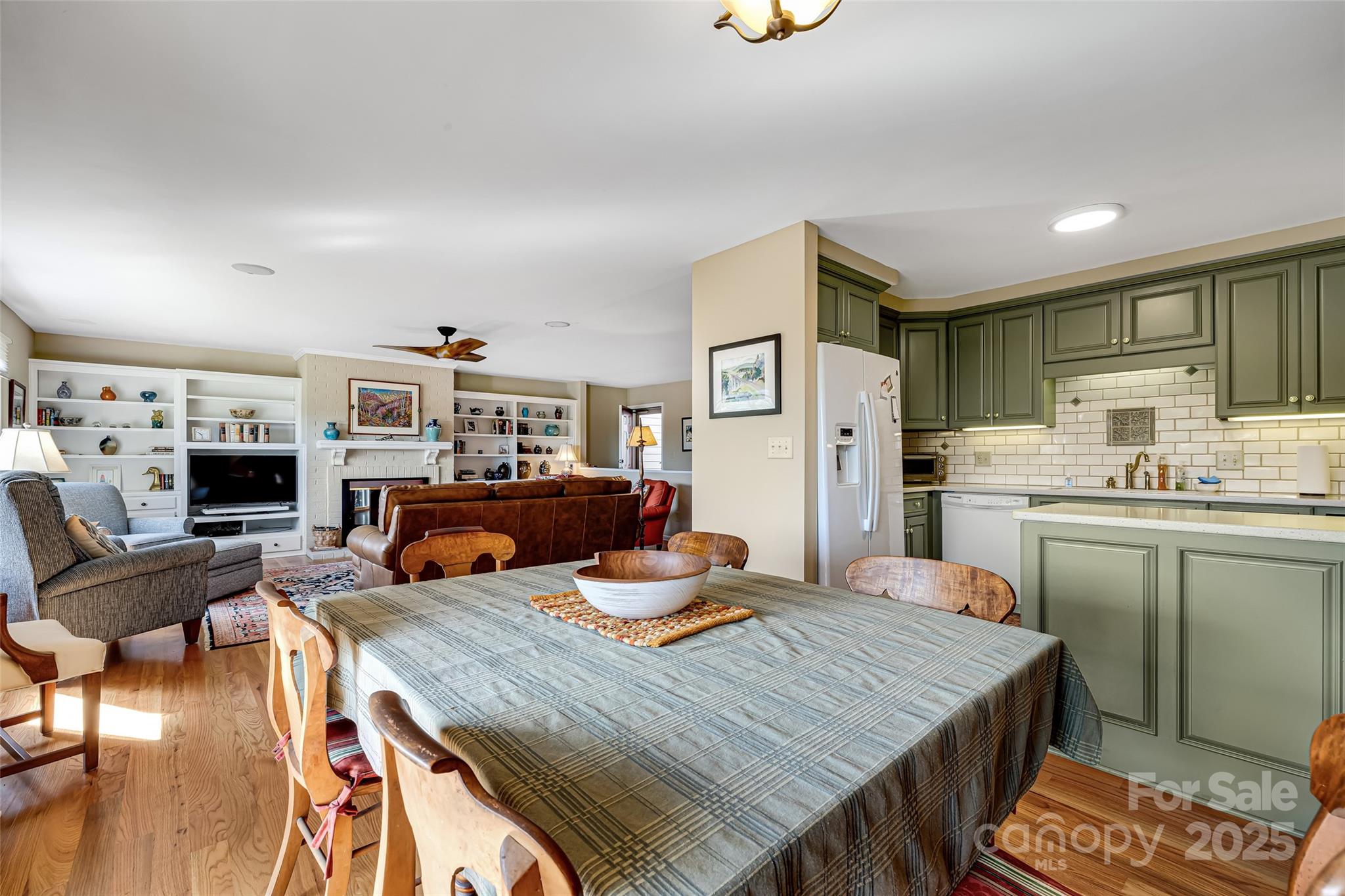 77 Chestnut Street Tryon NC 28782