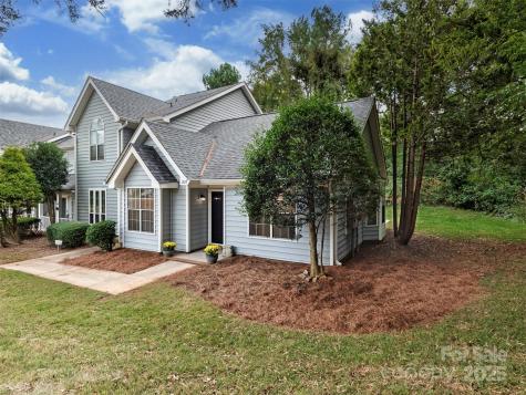 2851 Iron Gate Lane Charlotte NC 28212