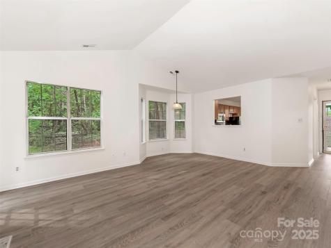 2851 Iron Gate Lane Charlotte NC 28212