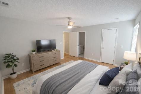 6106 Meadow Rose Lane Charlotte NC 28215