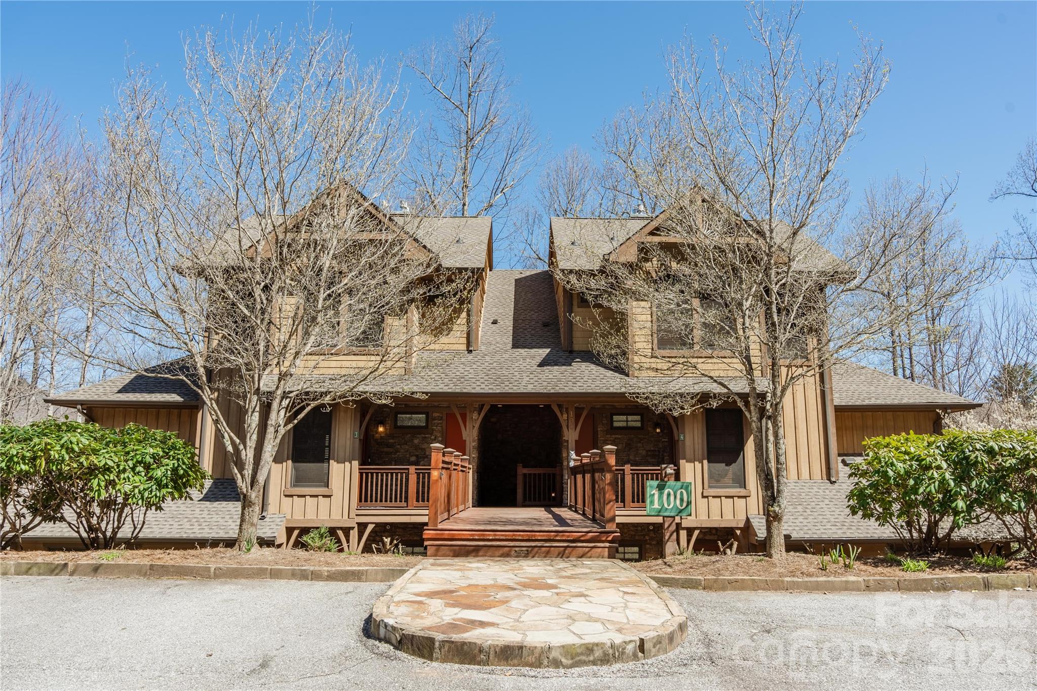 100 Saddle Notch Lane Tuckasegee NC 28783