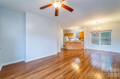 10 Northbrook Place Asheville NC 28804