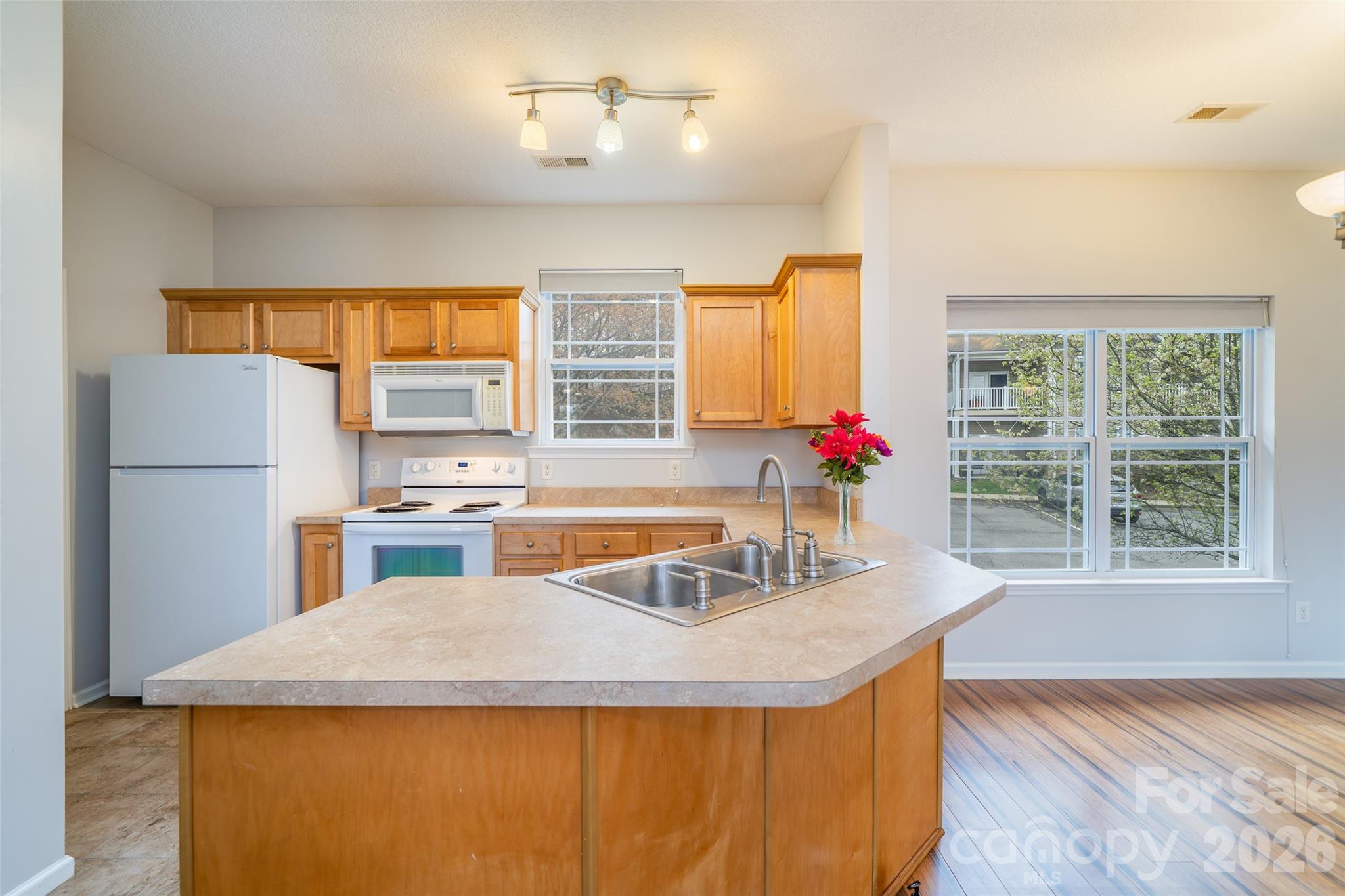 10 Northbrook Place Asheville NC 28804