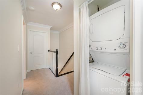 1218 Green Oaks Lane Charlotte NC 28205