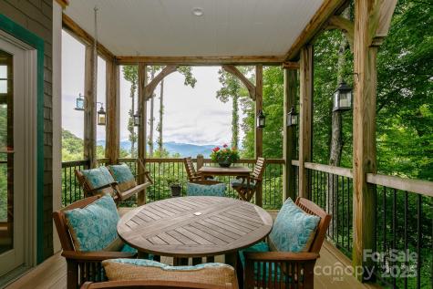 47 Creekside Way Burnsville NC 28714