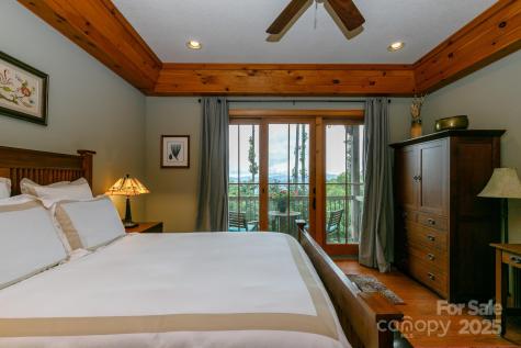 47 Creekside Way Burnsville NC 28714