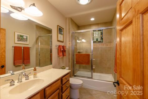 47 Creekside Way Burnsville NC 28714