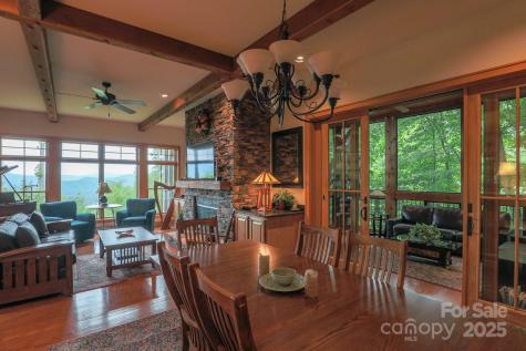 47 Creekside Way Burnsville NC 28714