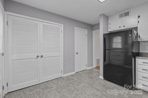 1300 Larchmont Place Salisbury NC 28147